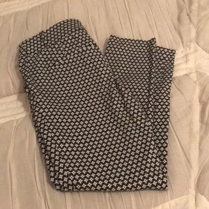 Loft Julie Black/White skinny pants size 2